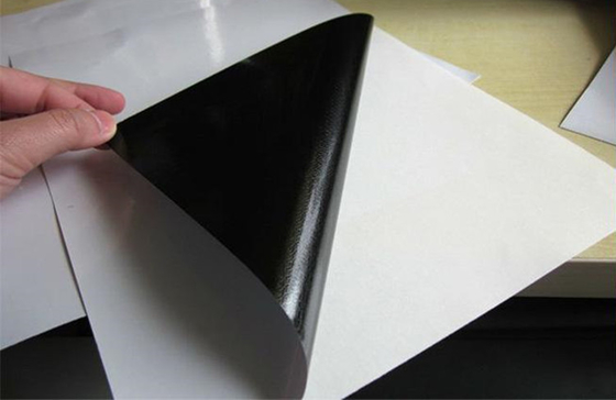 Односегментное черного слипчивого лоснистого водоустойчивого Printable крена винила съемное