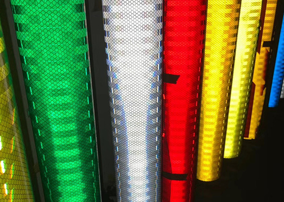 Покрывать дорожного знака высокой интенсивности PVC акриловый призменный покрывая белый отражательный